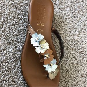 Pretty Italian Shoemakers Floral Leather Sandals